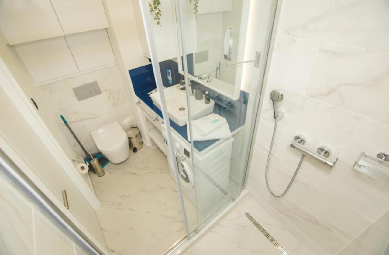 General Sea View Apartments In Orbi City バトゥーミ エクステリア 写真