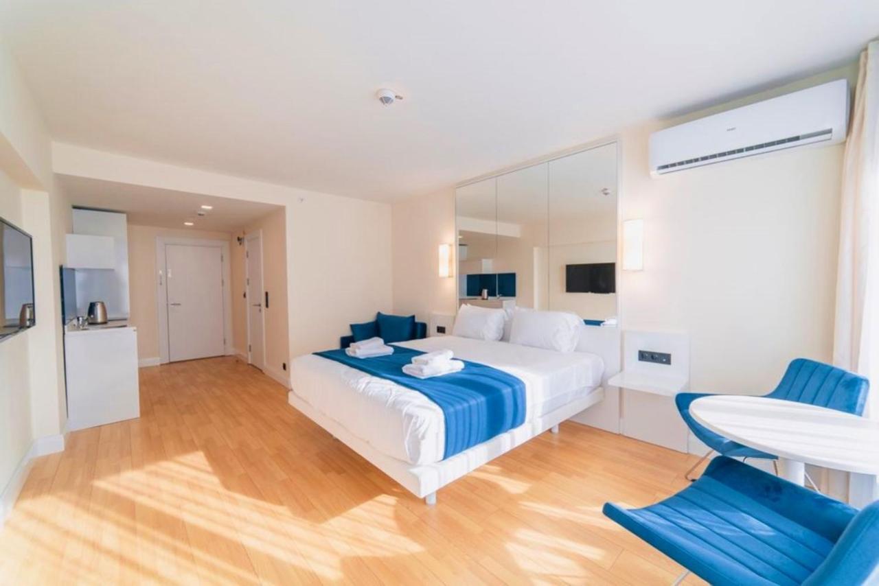General Sea View Apartments In Orbi City バトゥーミ エクステリア 写真