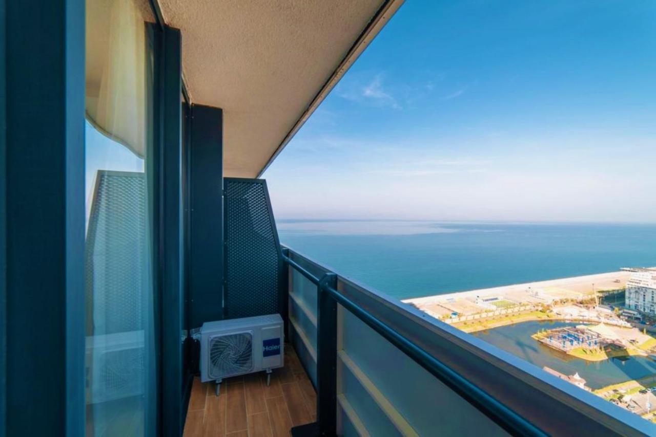General Sea View Apartments In Orbi City バトゥーミ エクステリア 写真
